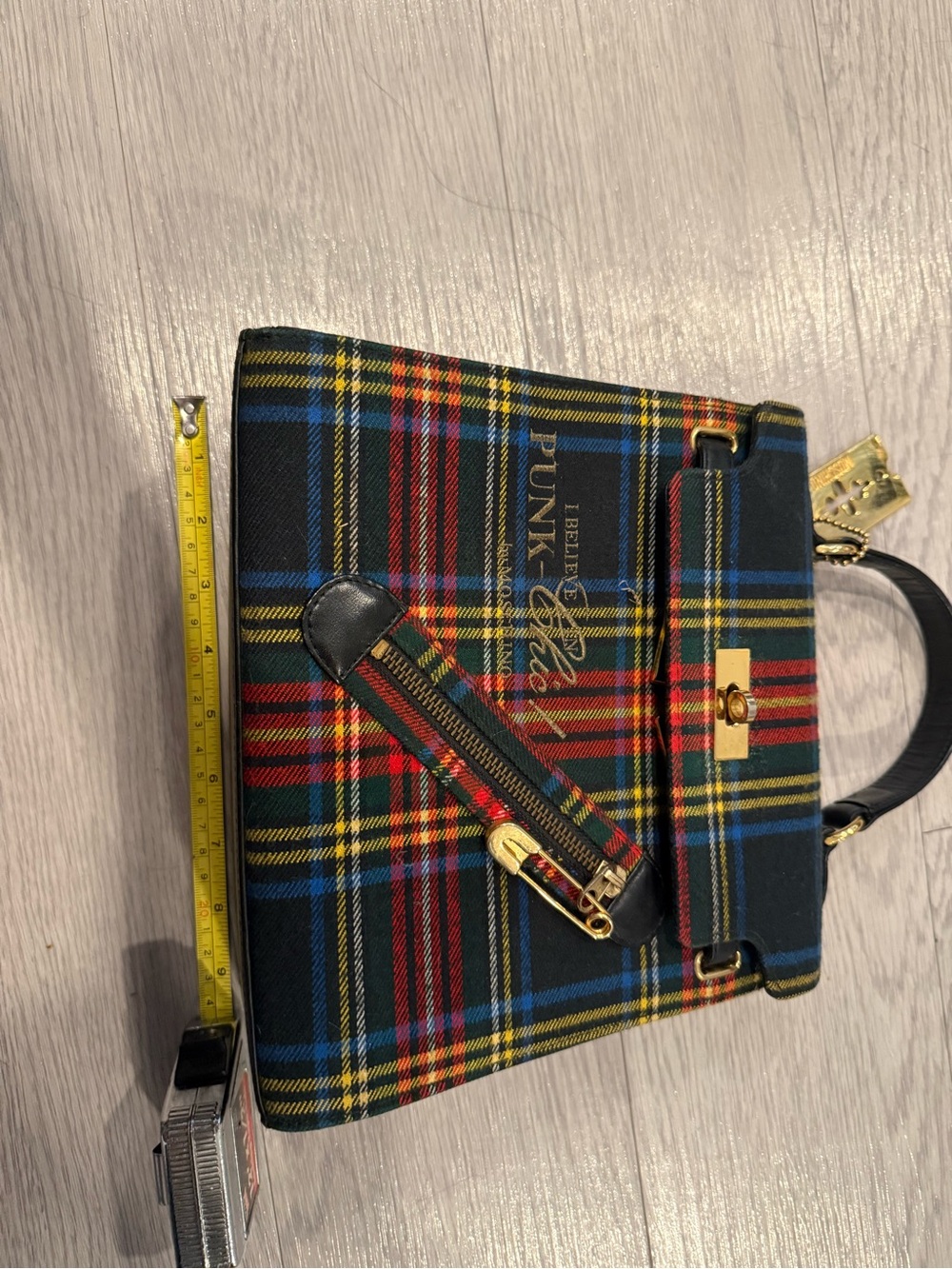 Moschino Vintage I Believe In Punk Chic Razor Blade Pin Plaid Top Handle Bag - Picture 12 of 12